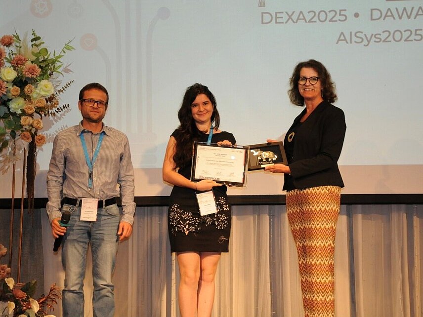 Best Paper Award
